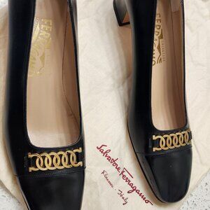 Ladies Ferragamo Heel size 10AAA